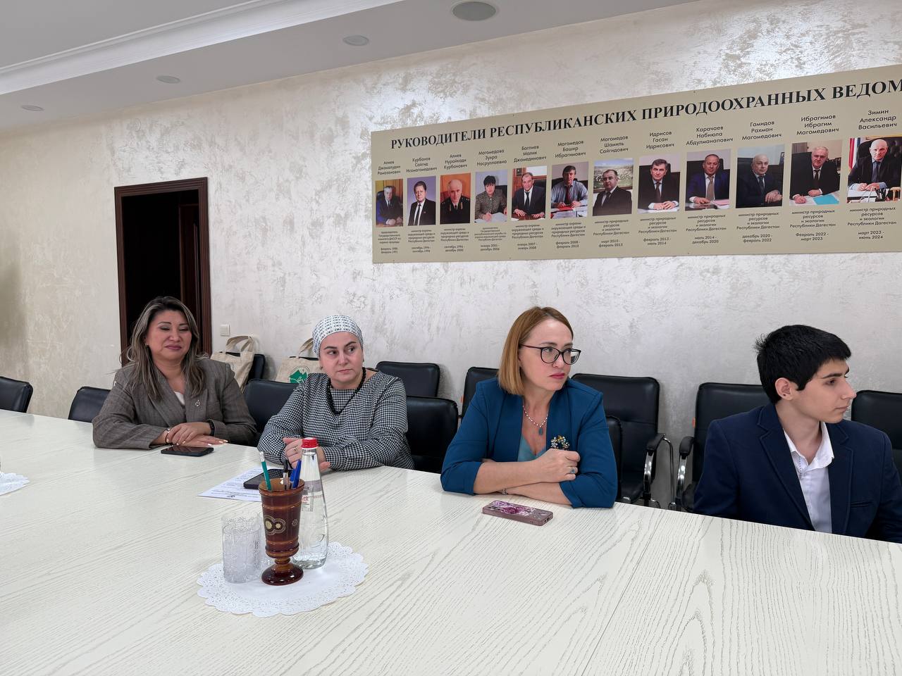 Ратмир Расулов встретился с юными призёрами Всероссийского детского экологического форума